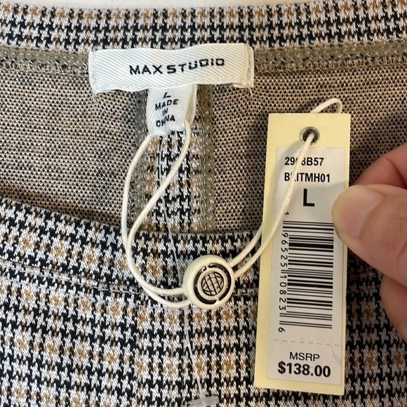 NWT. Max Studio Large Gingham Balloon Sleeve Pocket Shift Dress. - Picture 3 of 12